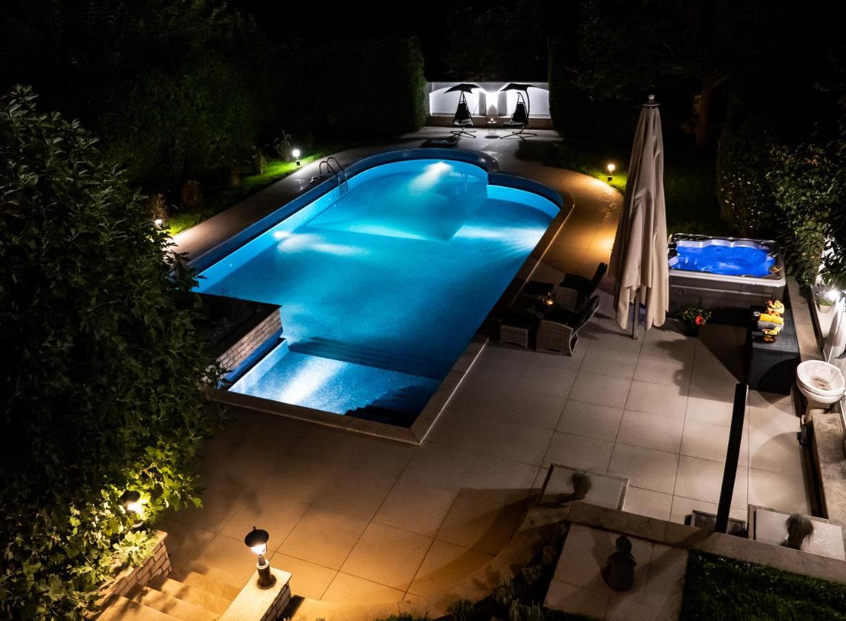 Fuege Villa Luxury & Wellness Balatonfüred Екстериор снимка